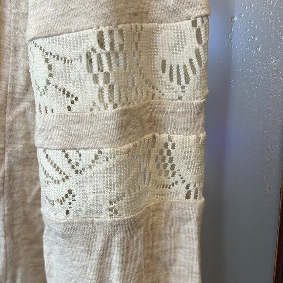 Vanity Essentials Lace Panel Long Sleeve Top - Size Large - Picture 2 of 5